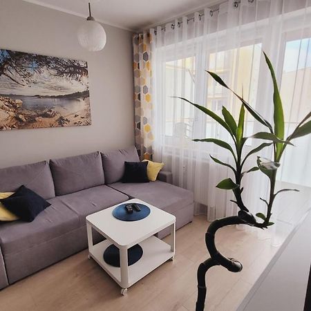 Apartament Miodowy Dom Kołobrzeg Exteriör bild